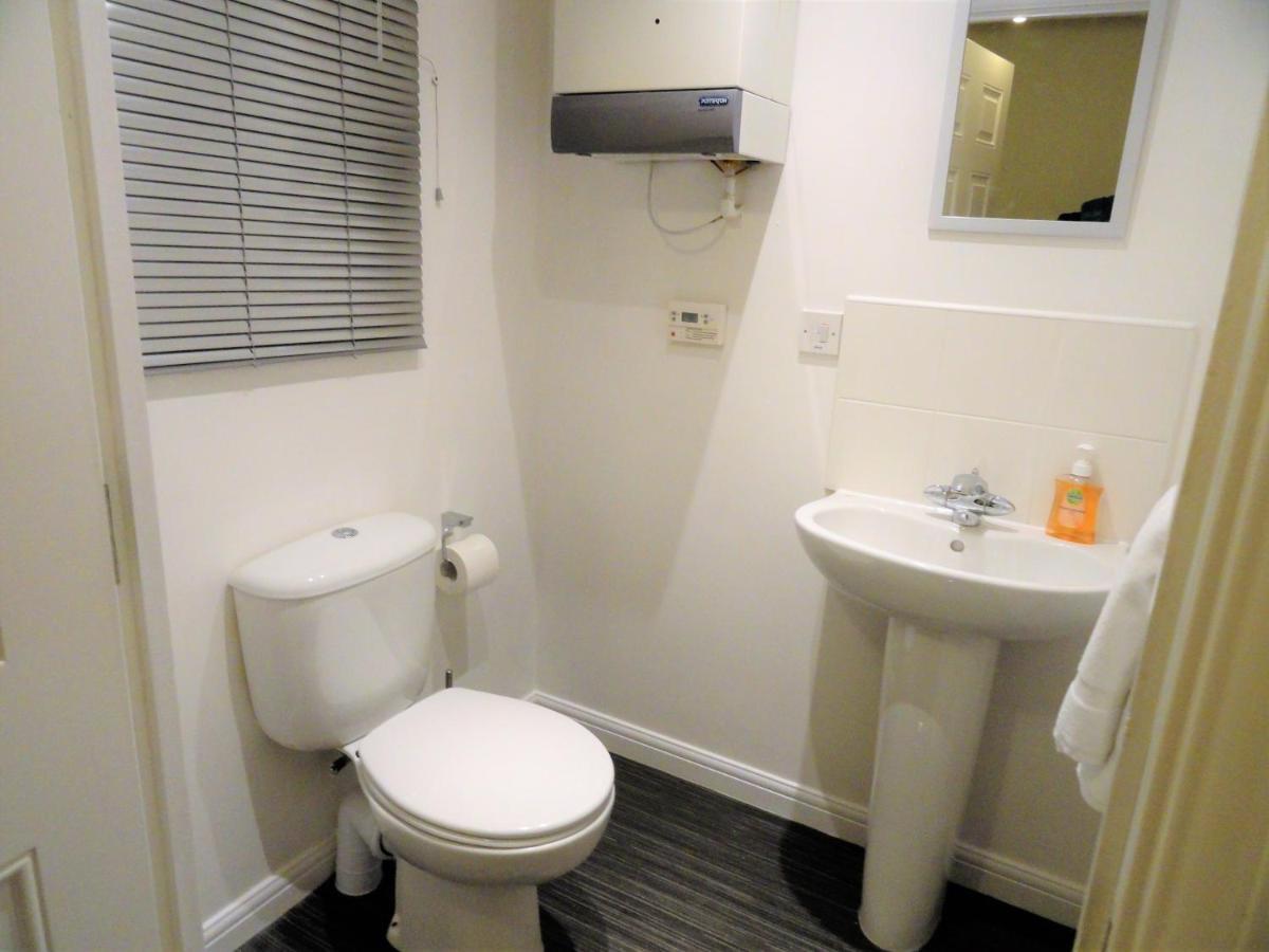 Comfortable And Welcoming Beatrix House By Cliftonvalley Bristol