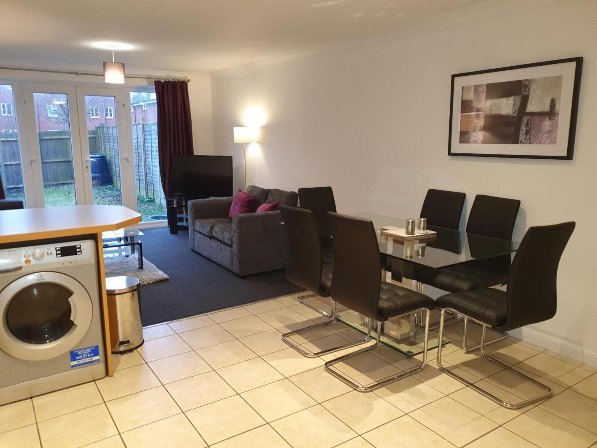 Comfortable And Welcoming Beatrix House By Cliftonvalley Apartment